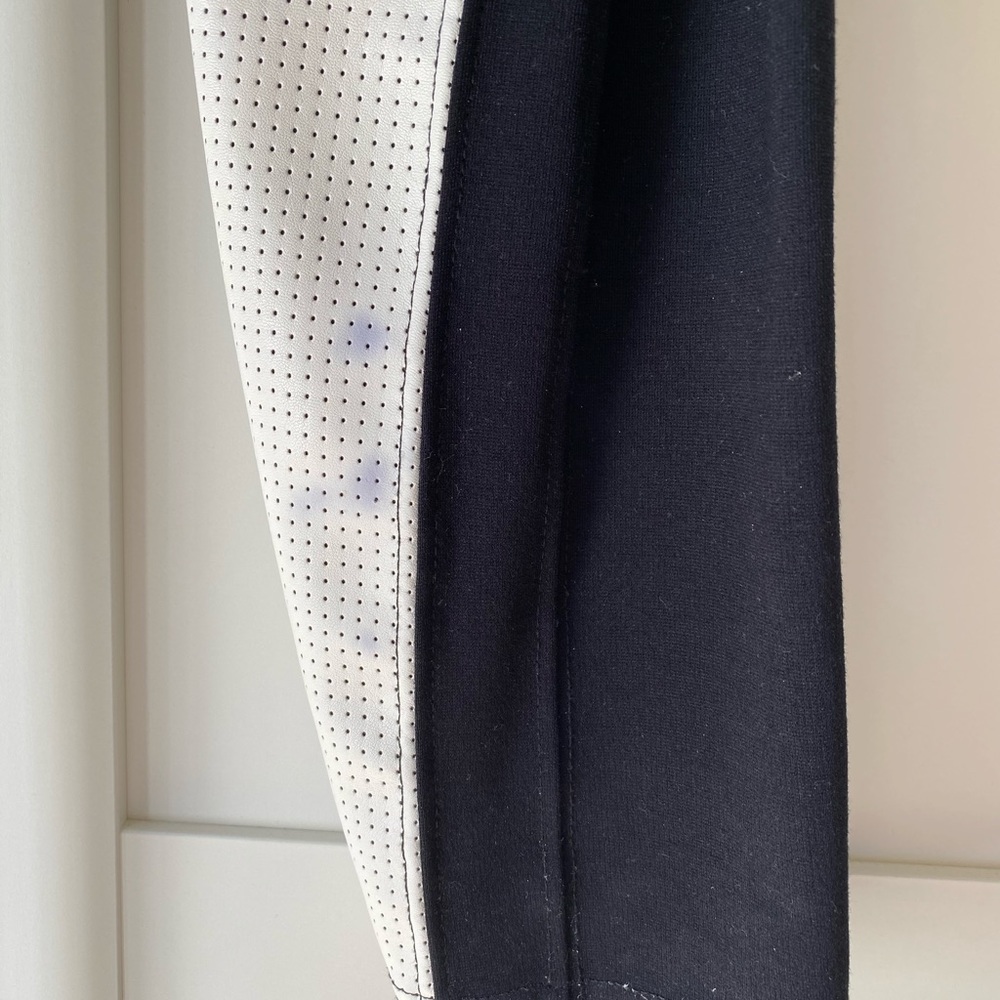 Moto Leggings - Picture 7 of 8